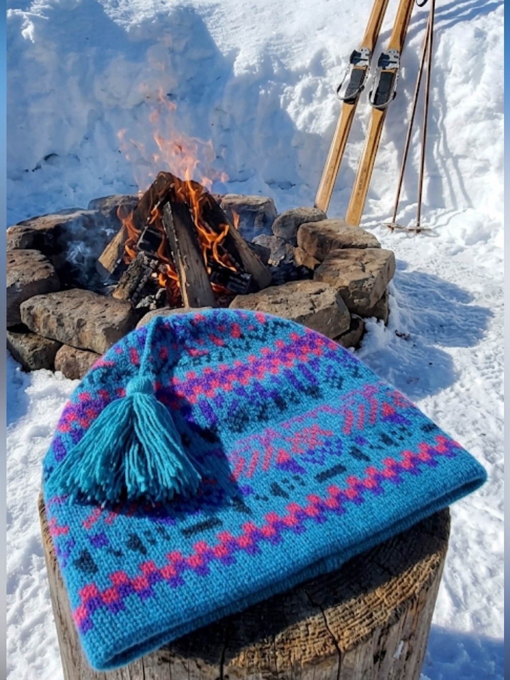 NWT Capello Hat Wool Cotton Blend Winter Hat Snow Ski Beanie w/ Tassel NWT